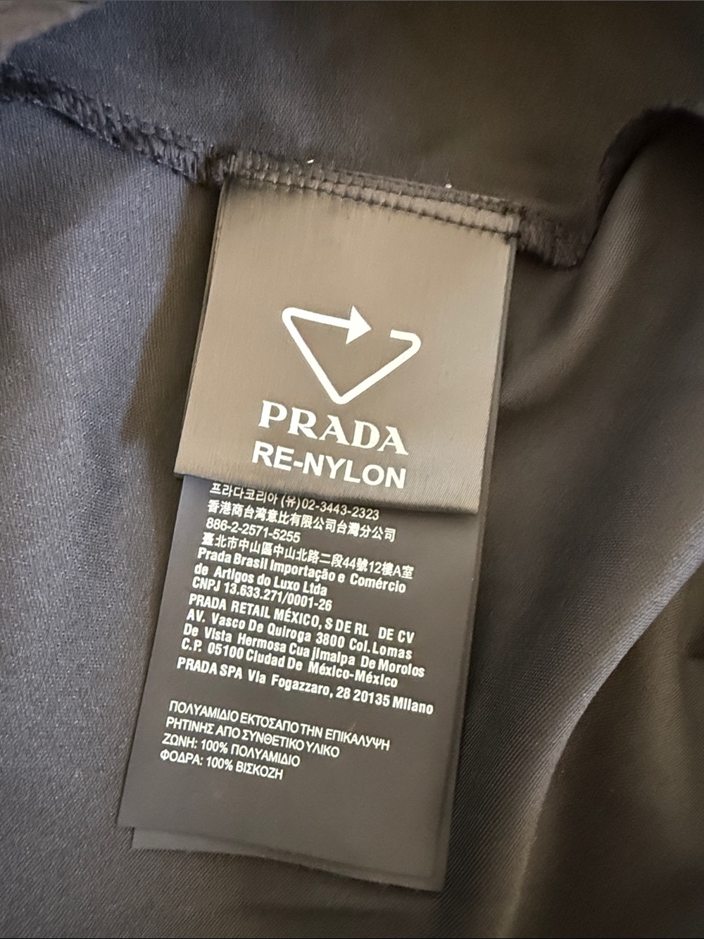 Prada Black Short-Sleeve Polo Zip Dress with Belt - Picture 6 of 11